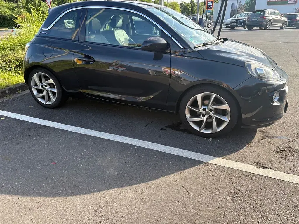Gebraucht Opel Adam Slam 101 PS (74 kW) 2013 Schwarz Kleinwagen