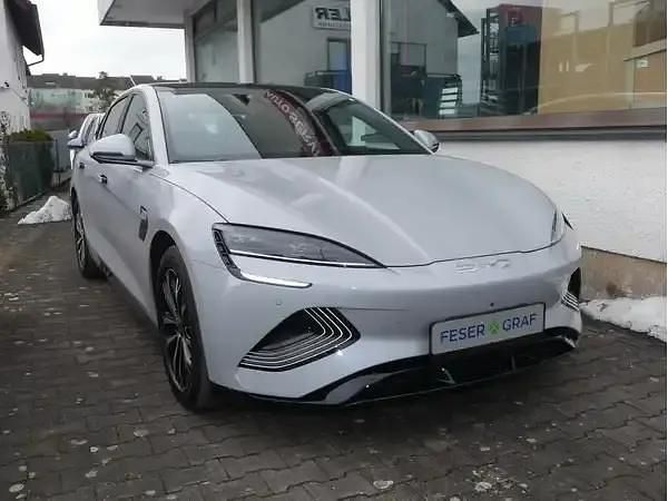 Neu BYD Seal 169 kW (231 PS) 2026 Grau Limousine