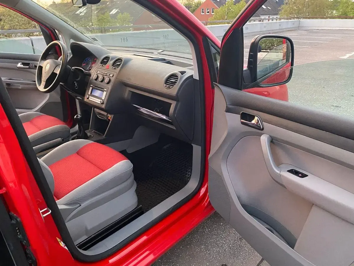 Gebraucht VW Caddy Life 109 PS (80 kW) 2008 Rot Van / Kleinbus
