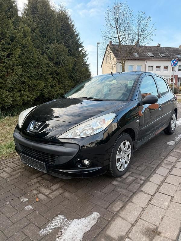 Gebraucht Peugeot 206+ 75 PS (55 kW) 2011 Schwarz Kleinwagen