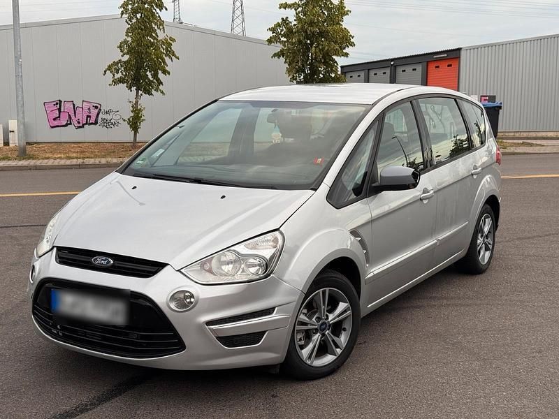 Silber Gebraucht 2011 Ford S-MAX S Van / Kleinbus | 3.800 € (Superpreis) - Bild 1/4
