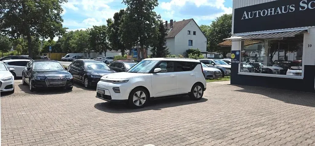 Gebraucht Kia Soul EV Spirit 150 kW (204 PS) 2021 Weiß SUV