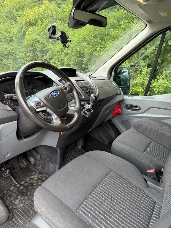 Gebraucht Ford Transit 131 PS (96 kW) 2019 Weiß Limousine