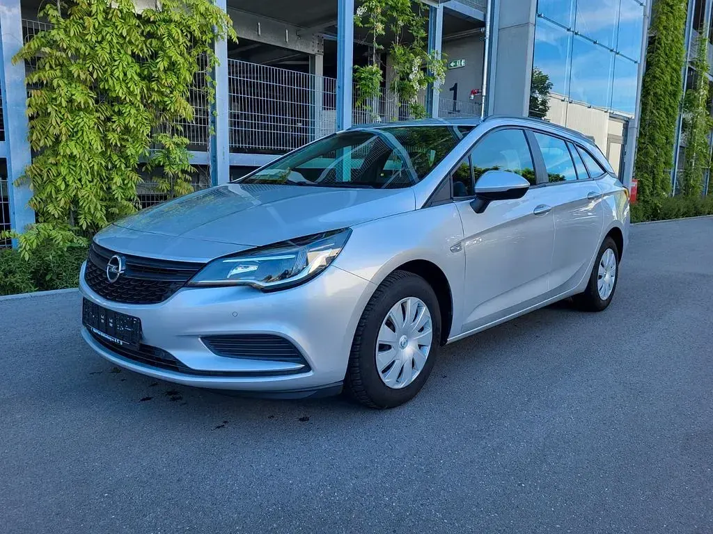 Gebraucht Opel Astra 110 PS (80 kW) 2017 Grau Kombi