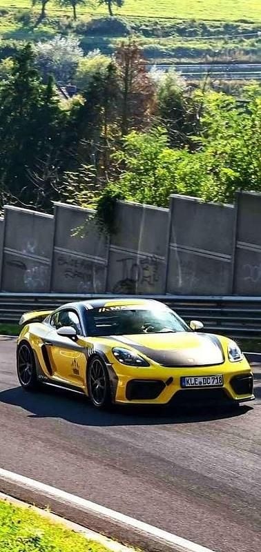 Gelb Gebraucht 2021 Porsche 718 Cayman GT4 Coupé | 117.500 € (Fairer Preis) - Bild 1/4