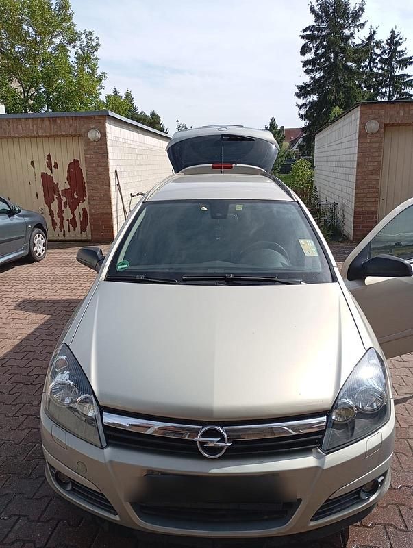 Gebraucht Opel Astra 2005 Silber Limousine