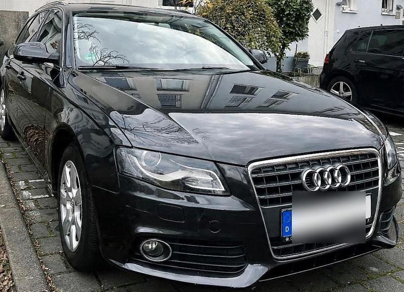 Gebraucht Audi A4 Ambiente 120 PS (88 kW) 2010 Schwarz Kombi