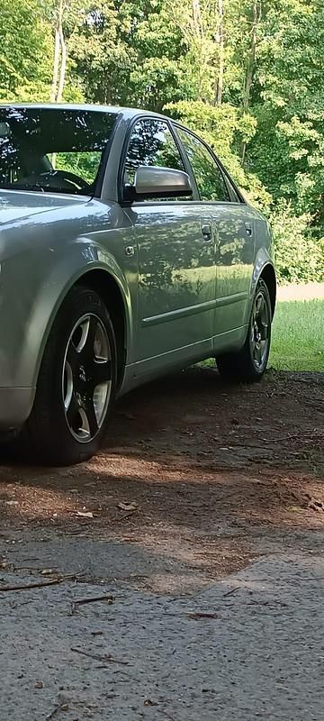 Gebraucht Audi A4 2004 Grau Limousine