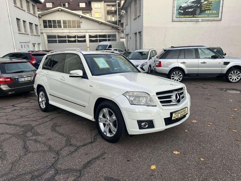 Weiß Gebraucht 2009 Mercedes GLK220 SUV | 12.950 € (Fairer Preis) - Bild 1/4