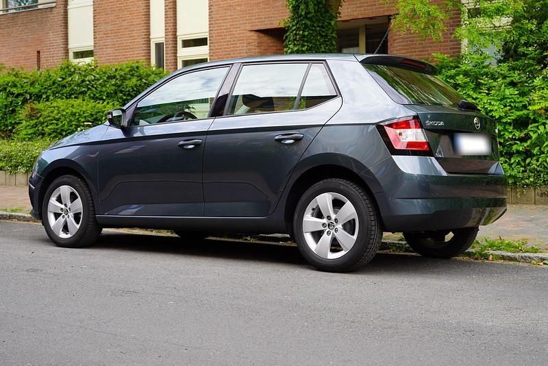 Gebraucht Skoda Fabia 95 PS (69 kW) 2017 Andere farben Kleinwagen