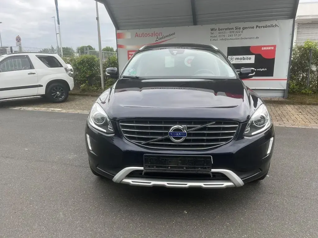 Second-hand Volvo XC60 Summum 220 CP (161 kW) 2016 Albastru SUV