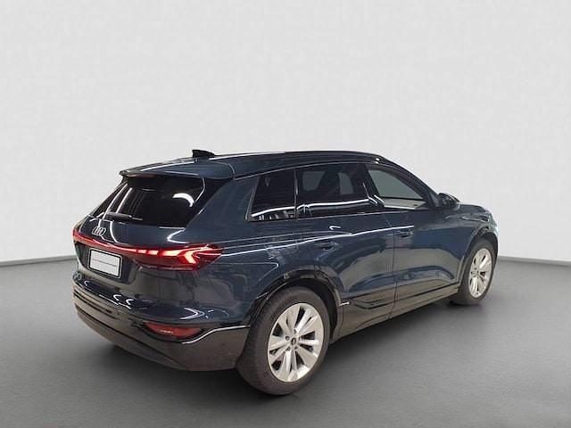 Gebraucht Audi Q6 e-tron Ambiente 185 kW (252 PS) 2025 Plasmablau SUV