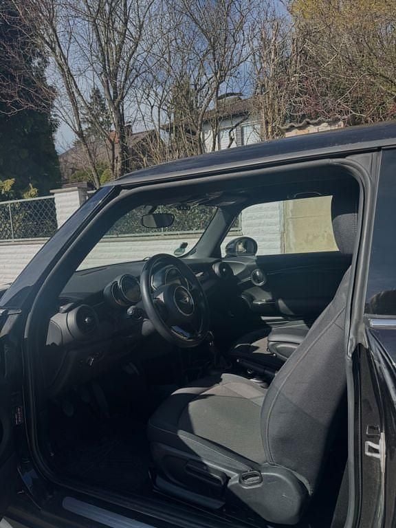 Gebraucht Mini ONE 102 PS (75 kW) 2017 Schwarz Kleinwagen