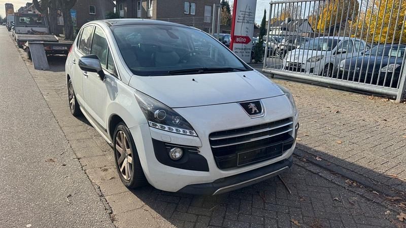 Gebraucht Peugeot 3008 163 PS (119 kW) 2012 Weiß Kombi