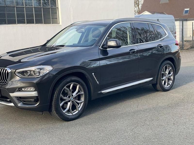 Gebraucht BMW X3 xLine 190 PS (139 kW) 2019 Grau SUV