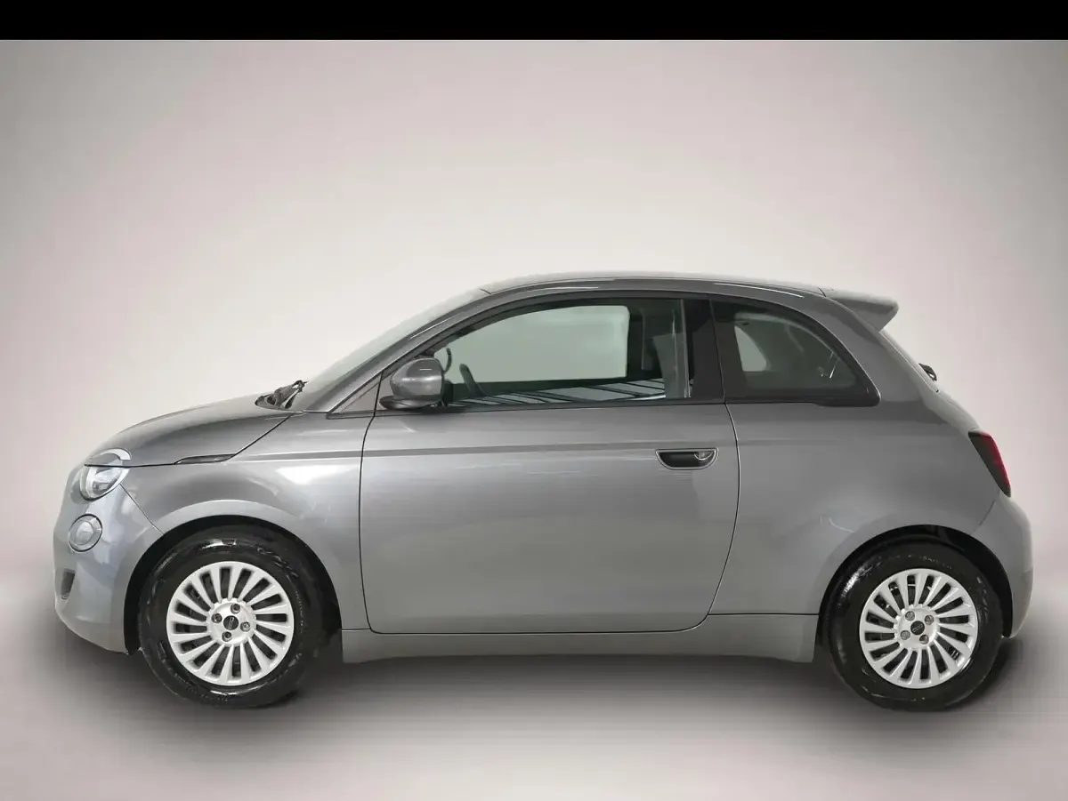 Gebraucht Fiat 500e Action 69 kW (95 PS) 2022 Manufacturer Limousine