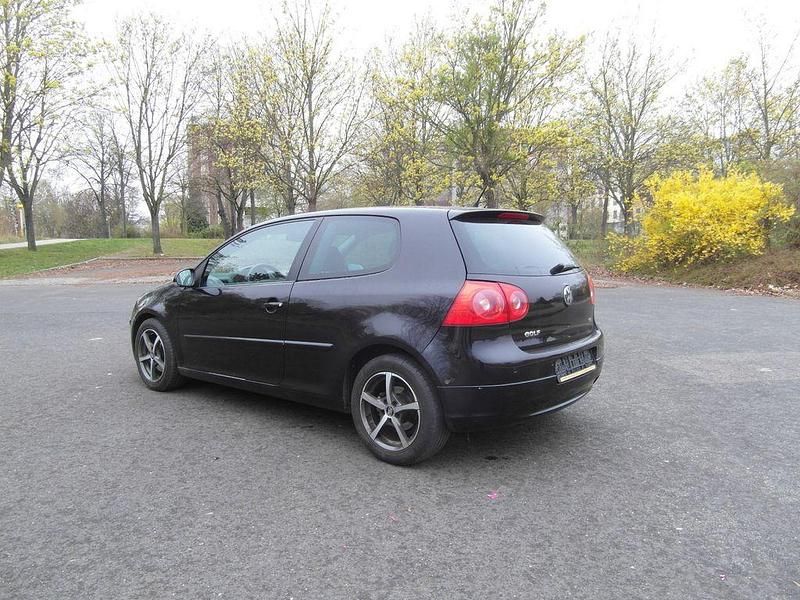 Gebraucht VW Golf V 140 PS (102 kW) 2007 Schwarz Limousine