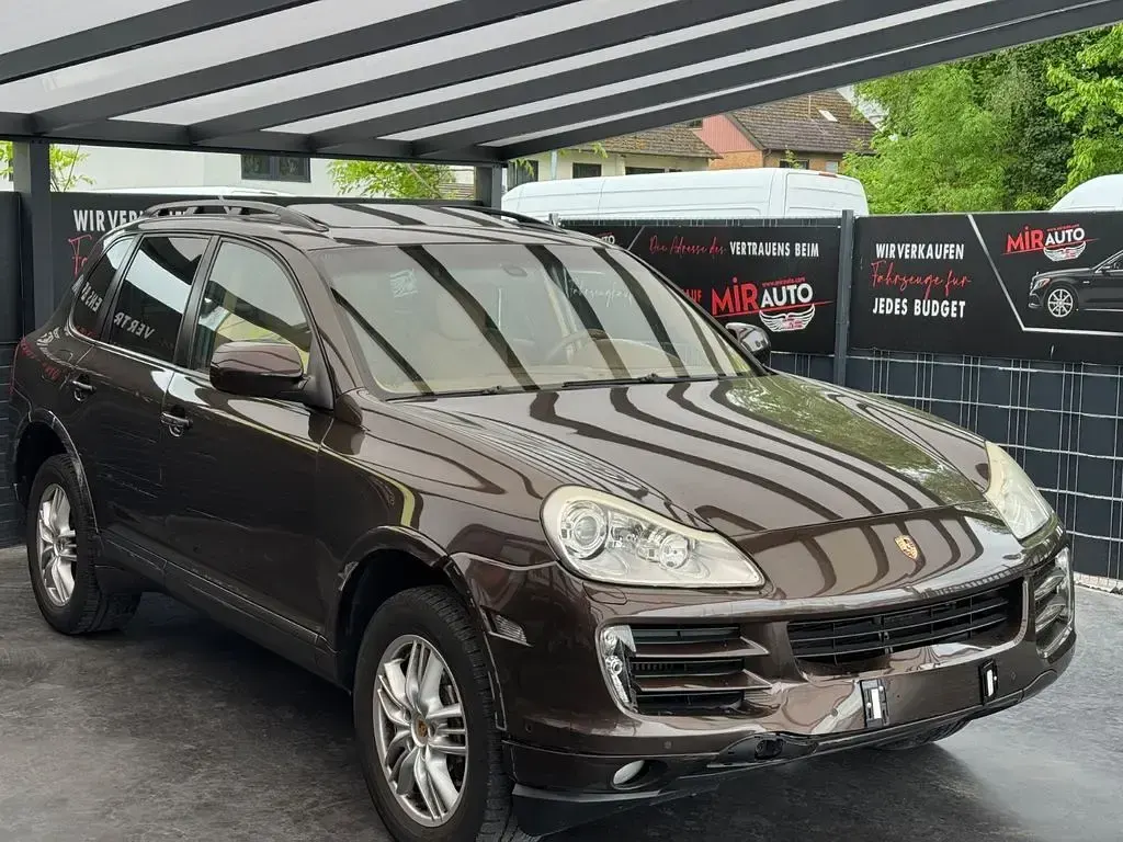 Gebraucht Porsche Cayenne Diesel 239 PS (175 kW) 2009 Braun SUV
