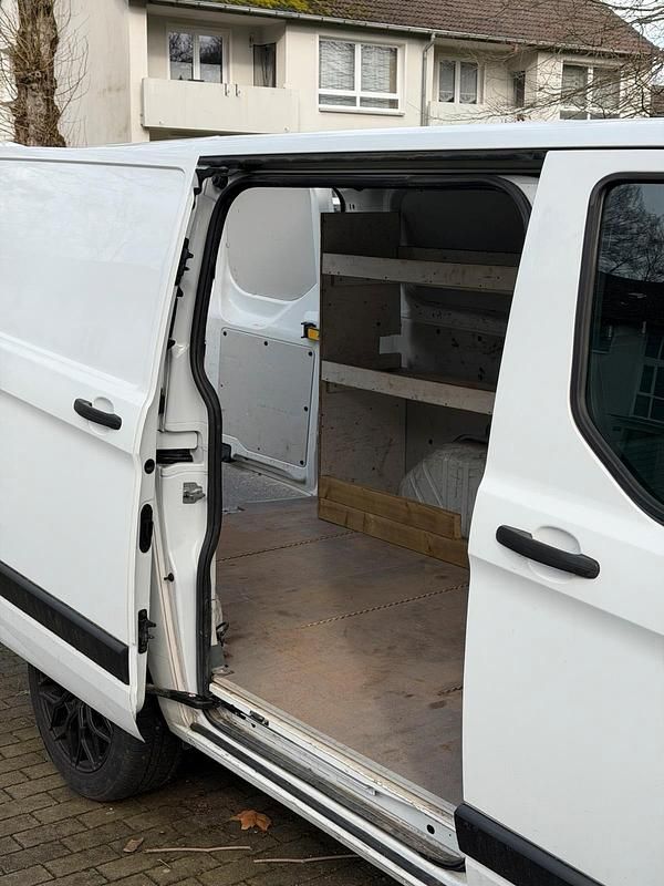 Gebraucht Ford Transit 130 PS (95 kW) 2019 Weiß Van / Kleinbus
