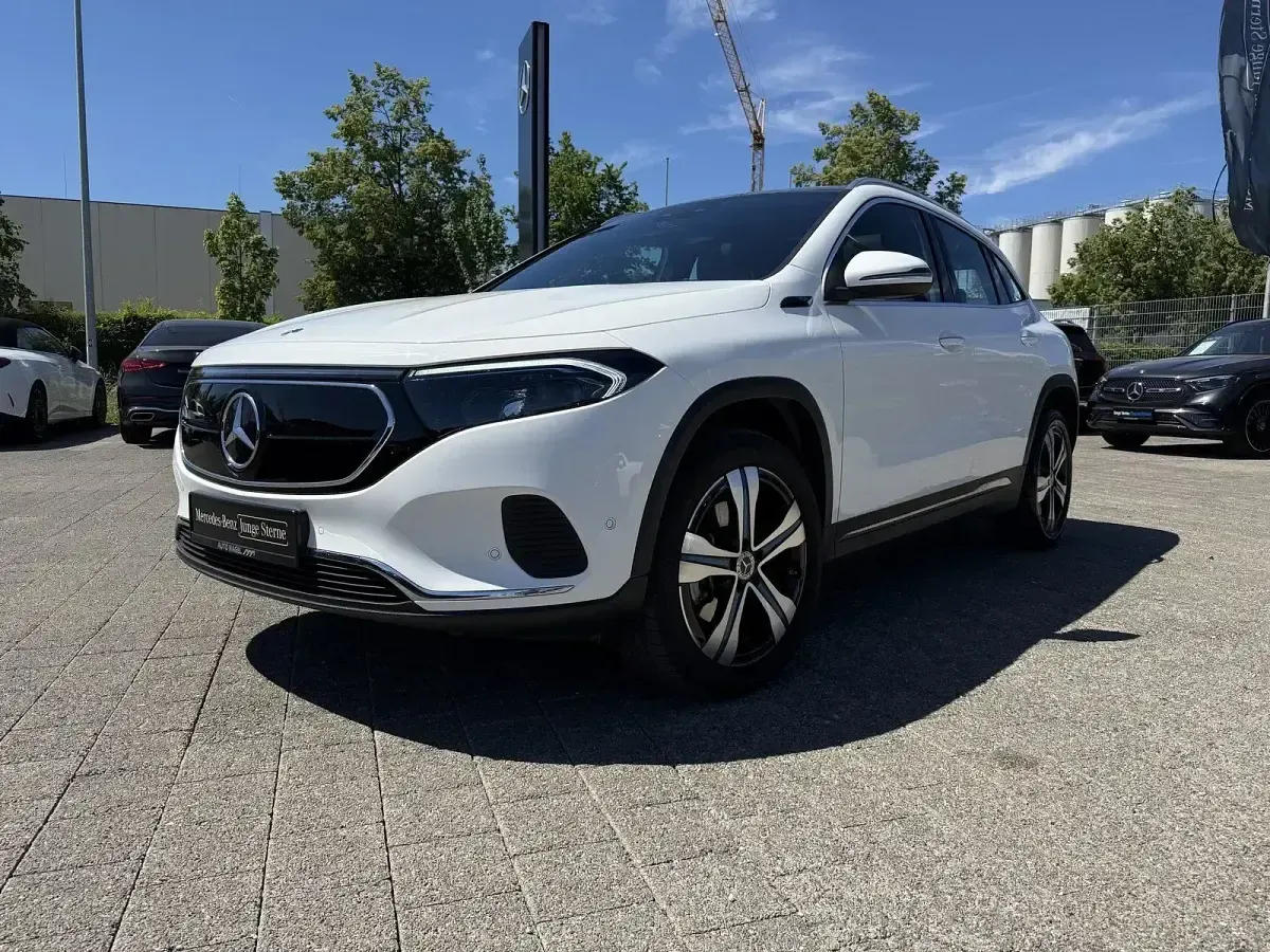 Gebraucht Mercedes EQA250 139 kW (190 PS) 2021 Andere SUV