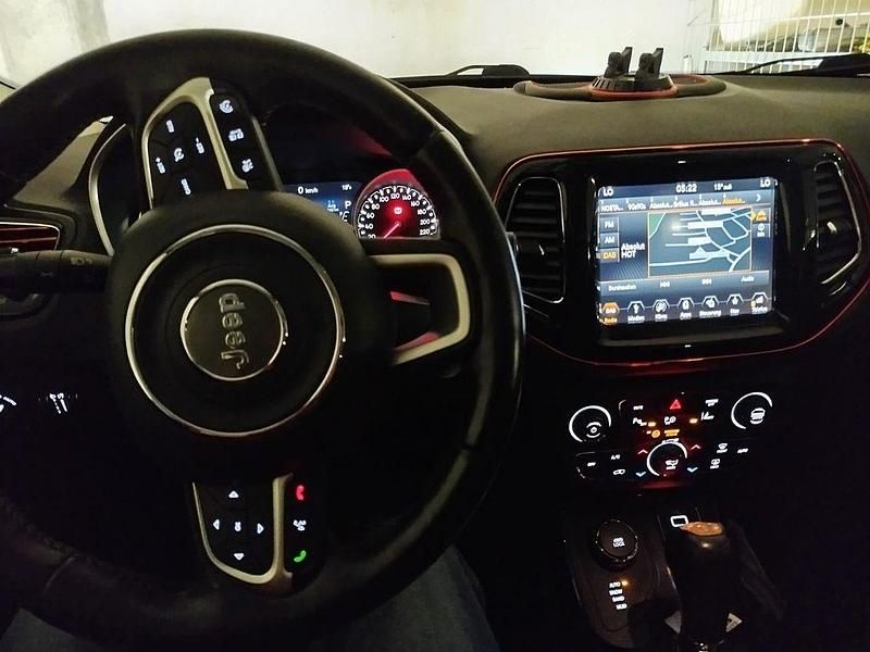 Gebraucht Jeep Compass Limited 170 PS (125 kW) 2018 SUV