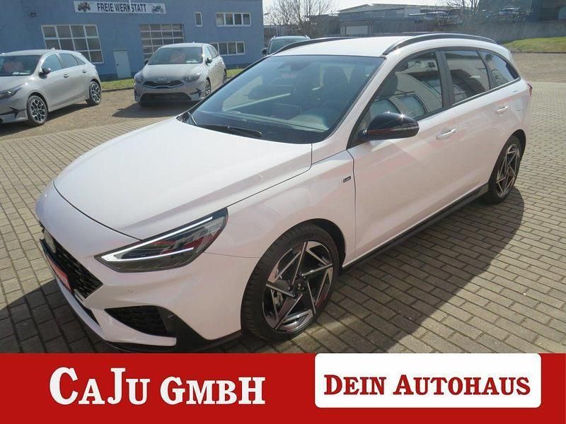 Weiß Neu 2025 Hyundai i30 N Line Limousine | 25.185 € (Fairer Preis) - Bild 1/4