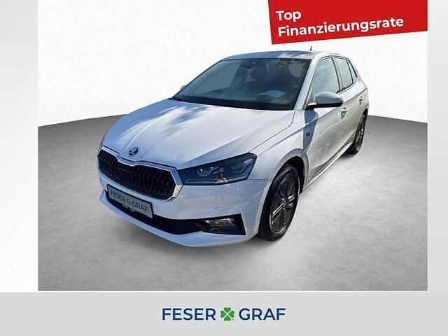 Candy weiss Gebraucht 2024 Skoda Fabia Drive Kleinwagen | 19.360 € (Fairer Preis) - Bild 1/4