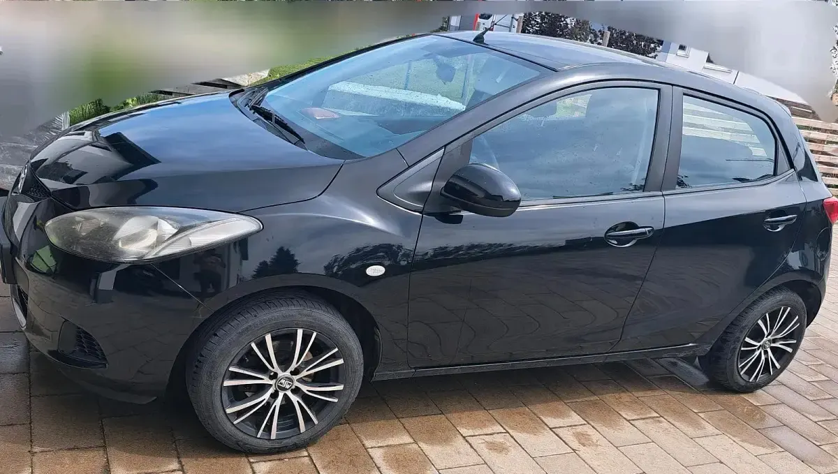 Gebraucht Mazda 2 86 PS (63 kW) 2010 Schwarz Kleinwagen