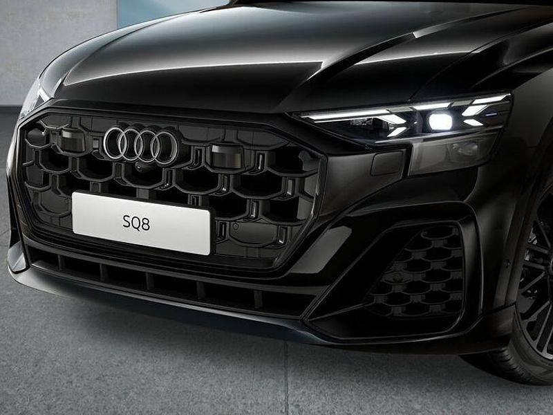 Gebraucht Audi SQ8 507 PS (372 kW) 2024 Schwarz SUV
