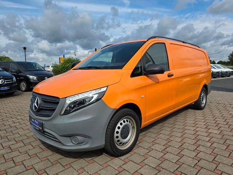 Orange Gebraucht 2020 Mercedes Vito Van / Kleinbus | 26.850 € (Superpreis) - Bild 1/4