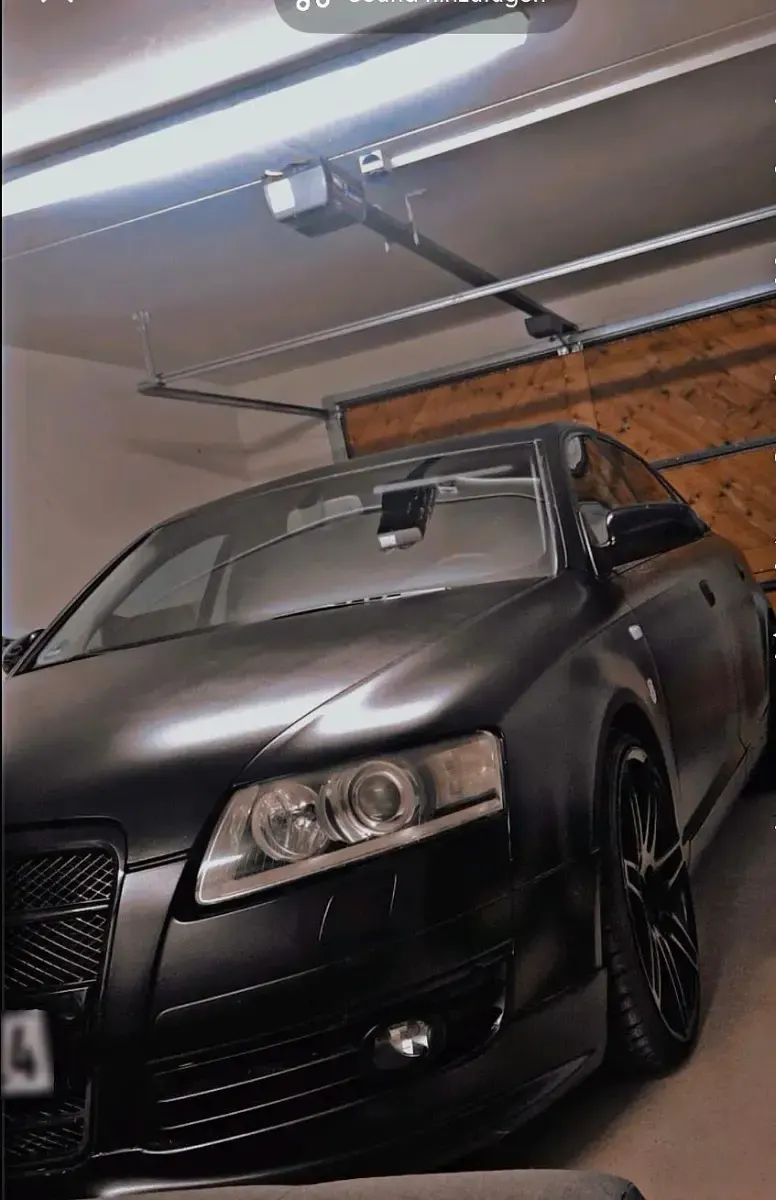 Używany Audi A6 2004 Czarny Sedan/Limuzyna