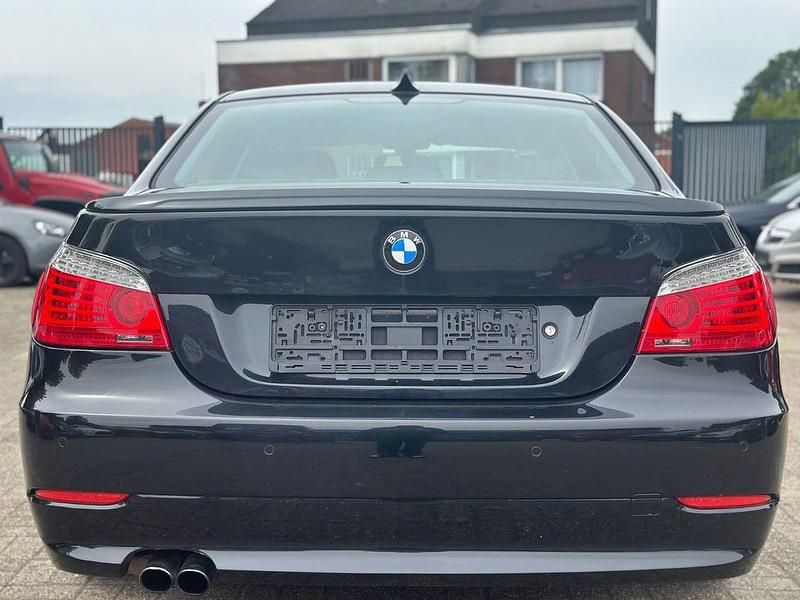 Gebraucht BMW 523 Performance 190 PS (139 kW) 2007 Schwarz Limousine