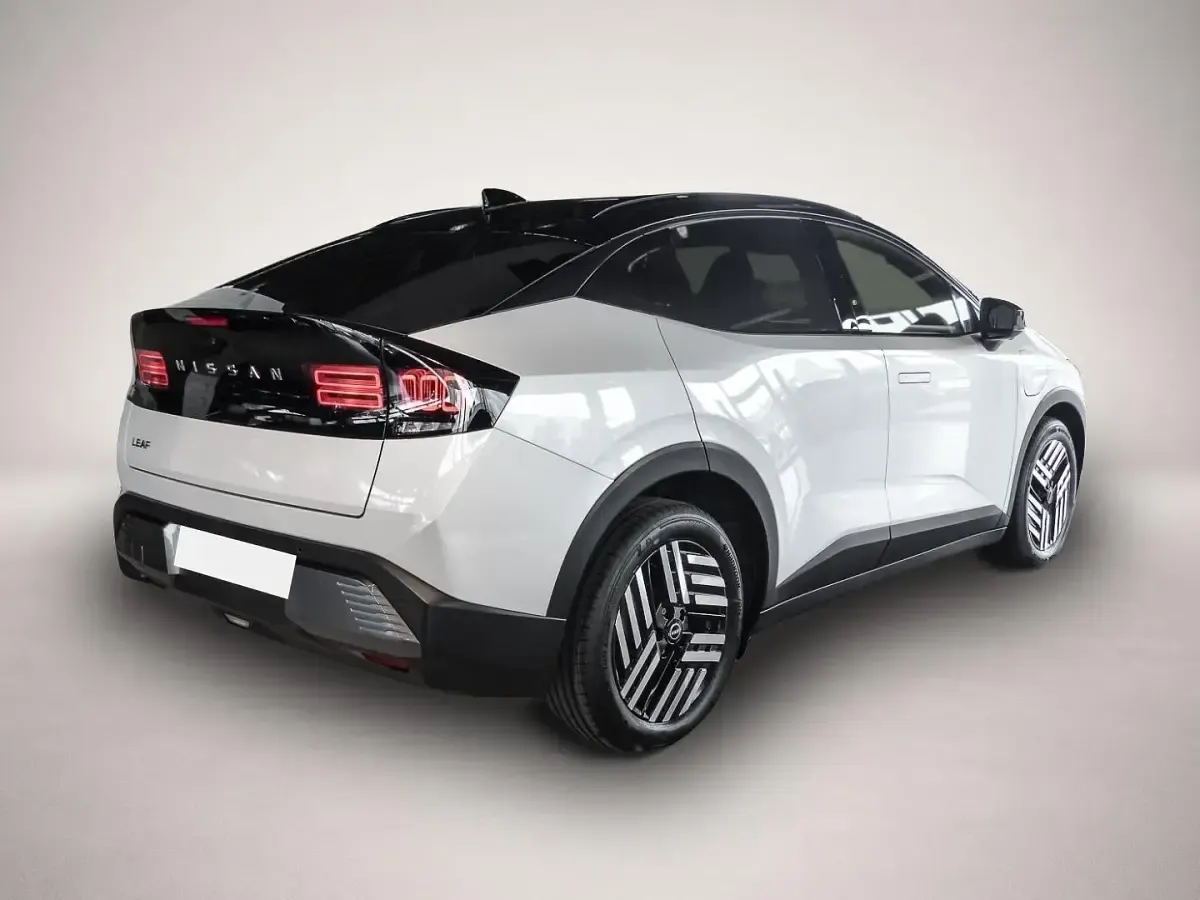 Neu Nissan Leaf Advance 160 kW (218 PS) 2026 Manufacturer SUV