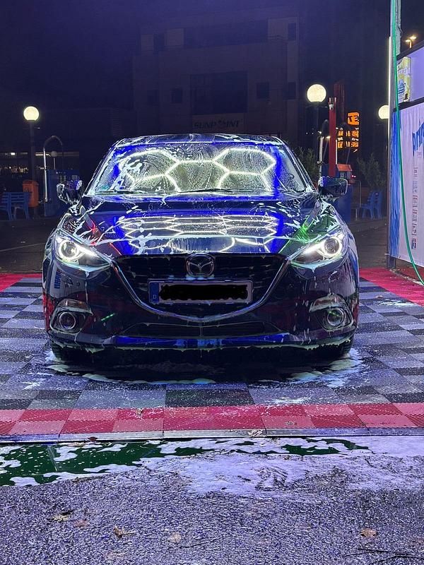 Second-hand Mazda 3 150 CP (110 kW) 2015 Albastru Berlinǎ