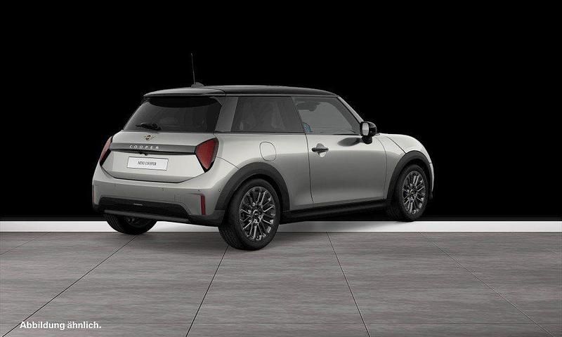 Używany Mini Cooper 156 KM (114 kW) 2025 Szary Hatchback