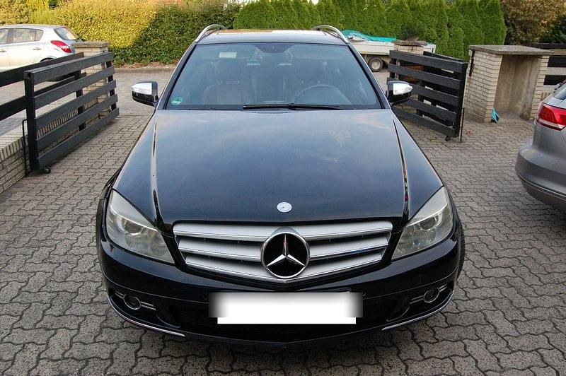 Gebraucht Mercedes C220 Avantgarde 170 PS (125 kW) 2008 Schwarz Kombi
