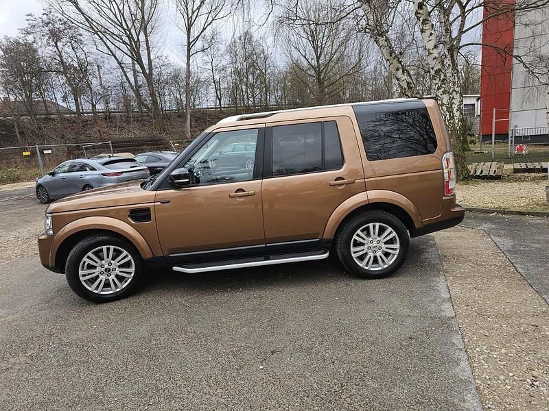 Gebraucht Land Rover Discovery 4 253 PS (186 kW) 2016 Gold SUV