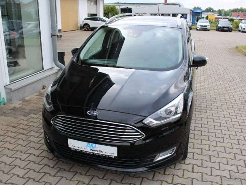 Iridiumschwarz Gebraucht 2019 Ford Grand C-Max Titanium Van / Kleinbus | 16.490 € (Fairer Preis) - Bild 1/4