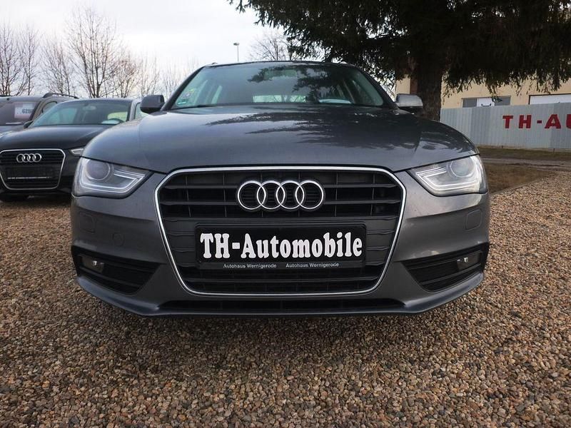Gebraucht Audi A4 Ambiente 170 PS (125 kW) 2015 Grau Kombi