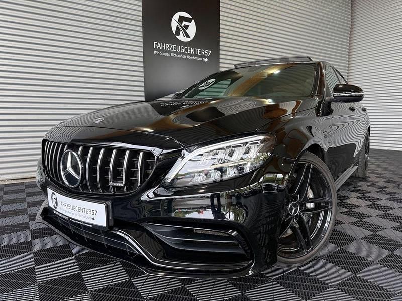 Schwarz Gebraucht 2019 Mercedes C63 AMG AMG Limousine | 49.999 € (Guter Preis) - Bild 1/4