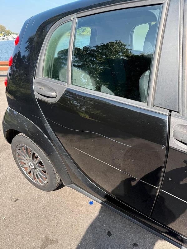 Second-hand Smart ForFour 75 CP (55 kW) 2005 Negru Hatchback