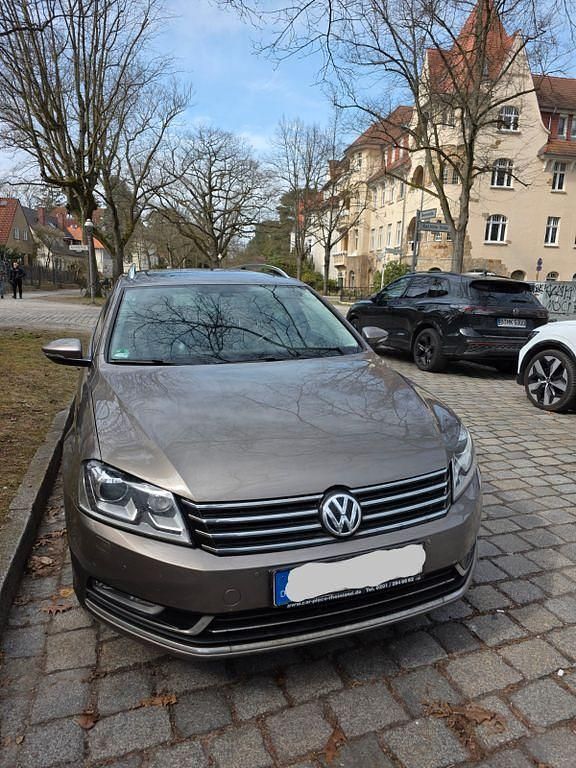 Gebraucht VW Passat Highline 150 PS (110 kW) 2011 Braun Kombi