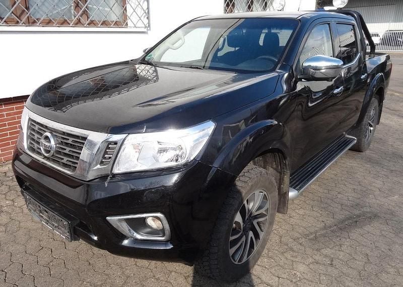 Gebraucht Nissan Navara N-Connecta 190 PS (139 kW) 2017 Schwarz Pickup