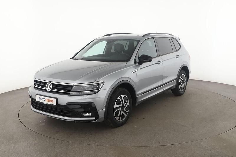 Silber Gebraucht 2020 VW Tiguan Allspace Highline SUV | 31.990 € (Fairer Preis) - Bild 1/3