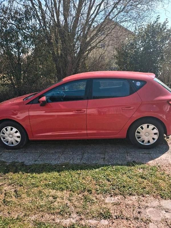 Gebraucht Seat Leon 122 PS (89 kW) 2014 Rot Kleinwagen