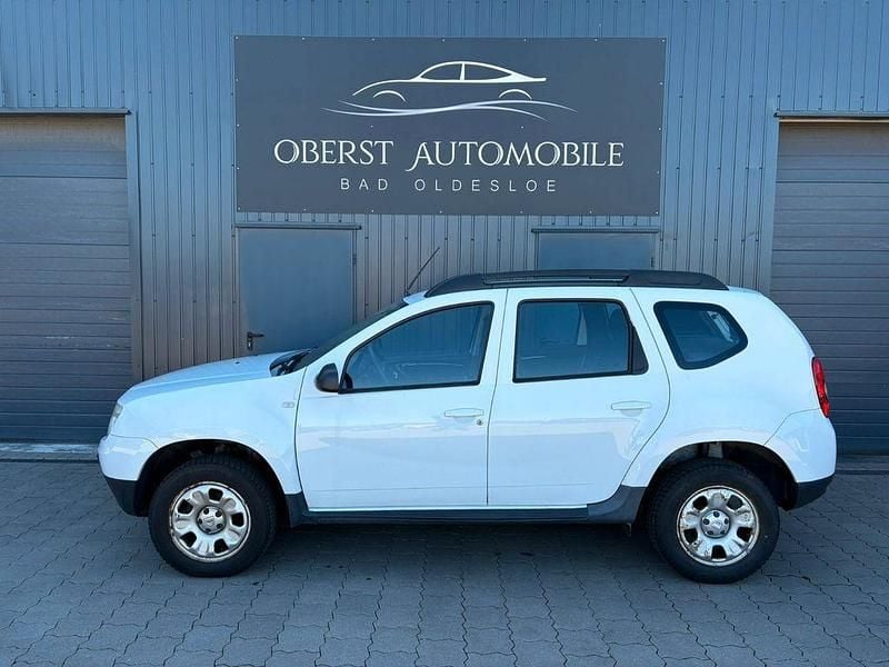 Second-hand Dacia Duster Lauréate 105 CP (77 kW) 2012 Alb SUV
