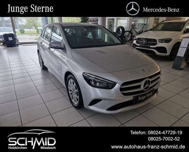 Iridiumsilber Gebraucht 2022 Mercedes B250 Progressive Van / Kleinbus | 29.250 € (Fairer Preis) - Bild 1/4