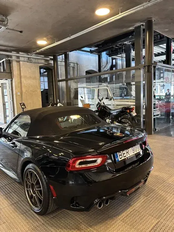 Gebraucht Abarth 124 Spider 170 PS (125 kW) 2019 Schwarz Cabrio