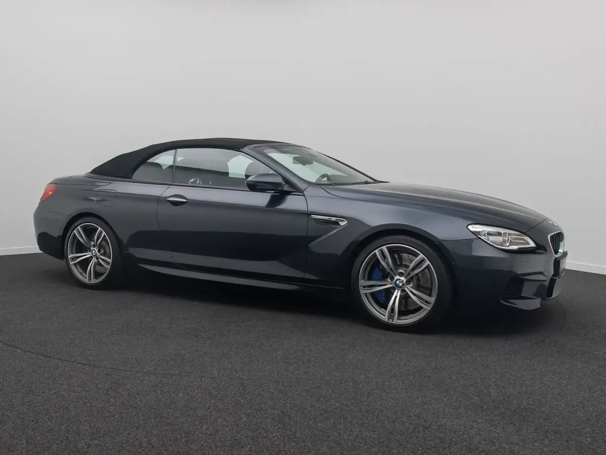 Gebraucht BMW M6 560 PS (411 kW) 2016 Singapurgrau  b41schwarz Cabrio