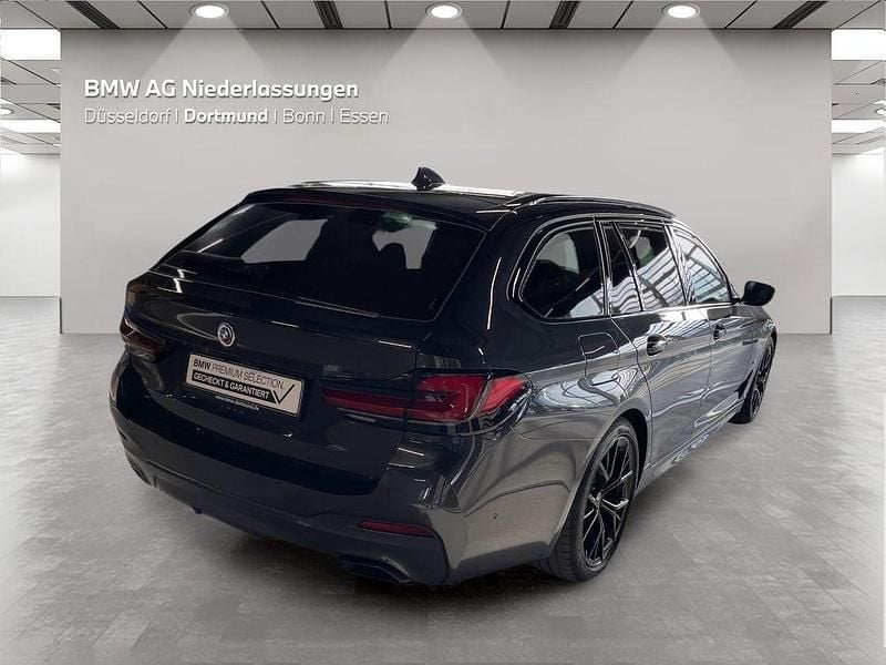 Gebraucht BMW 540 Shadowline 340 PS (250 kW) 2022 Grau Kombi